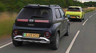 Hyundai Inster vs BYD Dolphin Surf - rear tracking